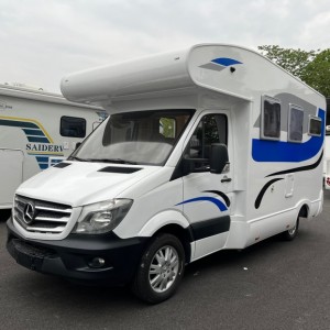 金冠 斯宾特大额头 C型房车