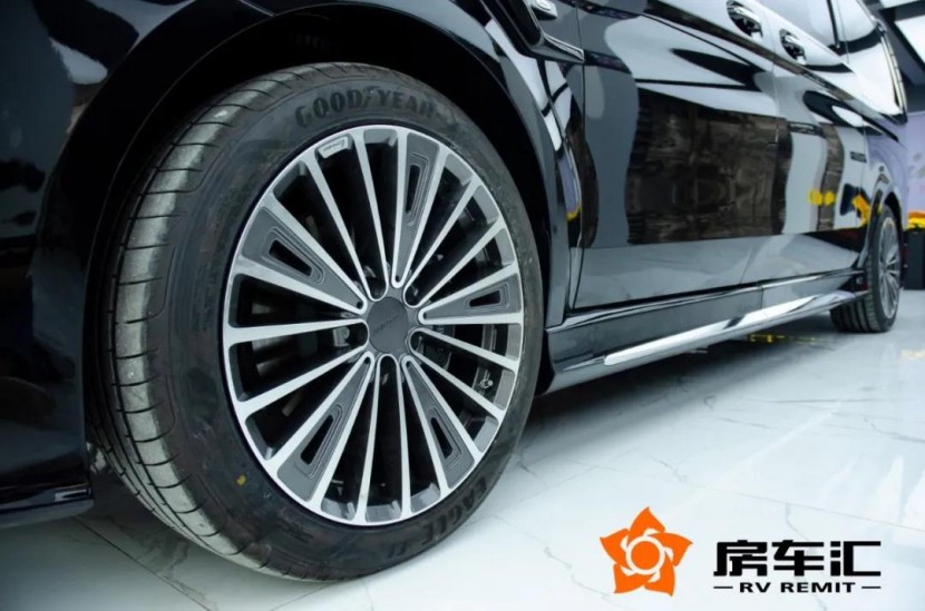 全新罗伦士LS560MX天际版，首创智慧座舱，舒坦！8.jpg