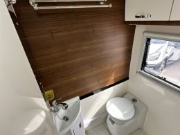 春田房车 春田依维柯欧胜（子母床）