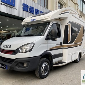 亚特 2021亚特依维柯尊致T型旅居房车