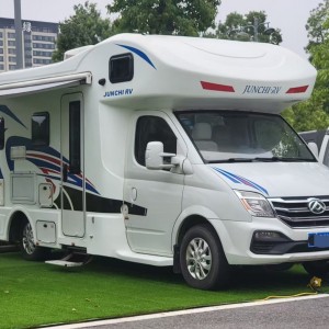 骏驰房车 2019款大通C型纵置床