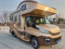 宇通 2018款C630尊享版双拓房车