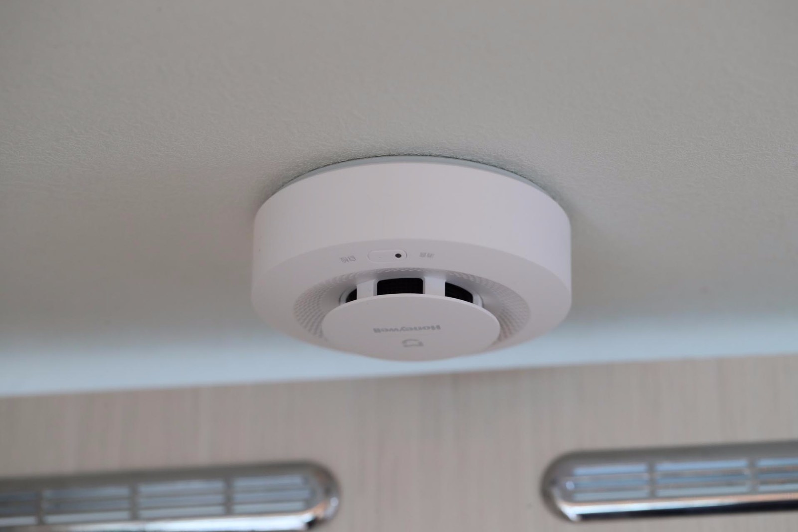 罗曼特斯 大通V90 2020款T50 T型房车细节