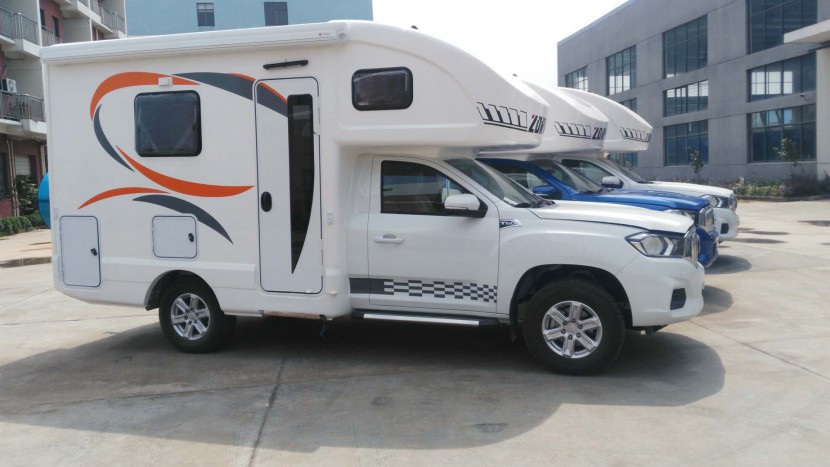 中道房车 大通T60 峻道 房车 （蓝色）34.8万元 382716828399392141