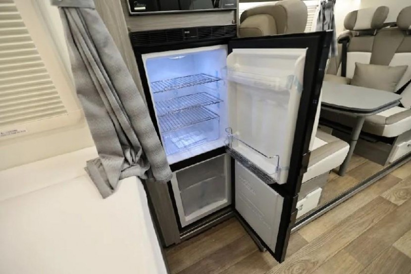 9月2日郑州房车展，隆翠C620尊享版，尊奢配置，尽享旅行！62456d04715b56baaf1631b61a6448dd