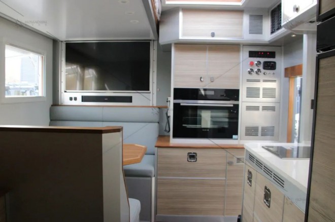 诺玛迪森越野房车：开往南极的战车图片