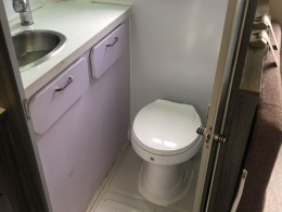 江铃 2020款后置车门布局