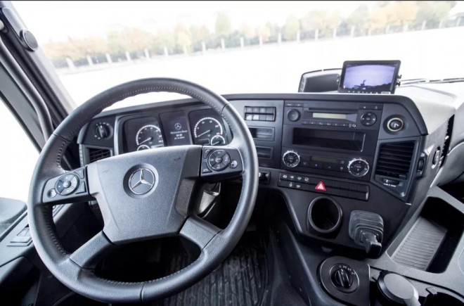 不惧束缚的越野房车（一）b88c777981704d5b99eb8553861d79b7