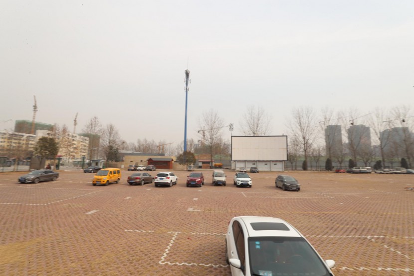 3.31郑州房车展场地河南省体育中心 WLH_2829