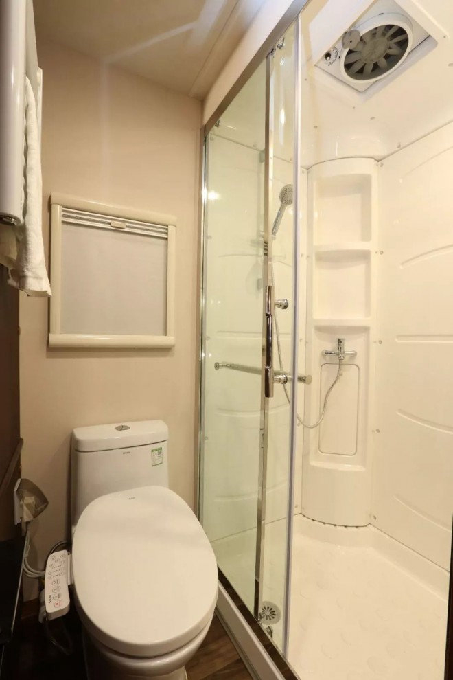 宇通T535美式营地拖挂房车(标准版)
