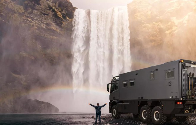 引领豪华越野房车的主流f16b543e49734e95ae3925dbf3481dcc