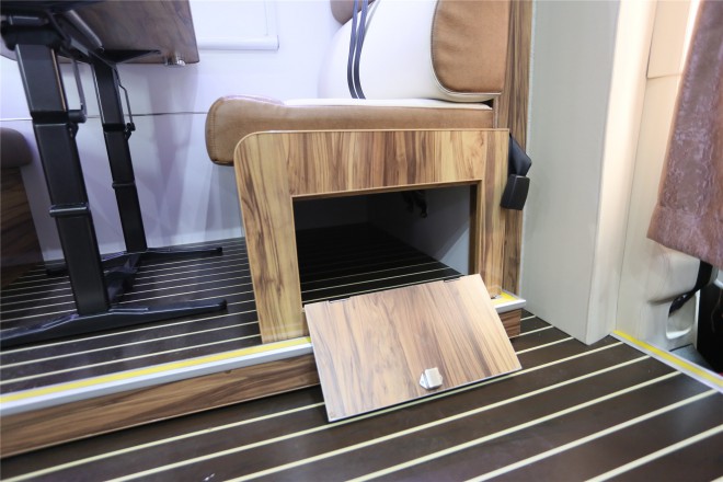 拓锐斯特依维柯C型欧风版TIC-611 56.6万起 2E1A4349