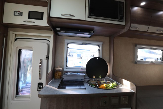 弗瑞德姆2019款全新国产依维柯自动挡T型房车锐尚版TIC-601AX 52.8万 WLH_8358