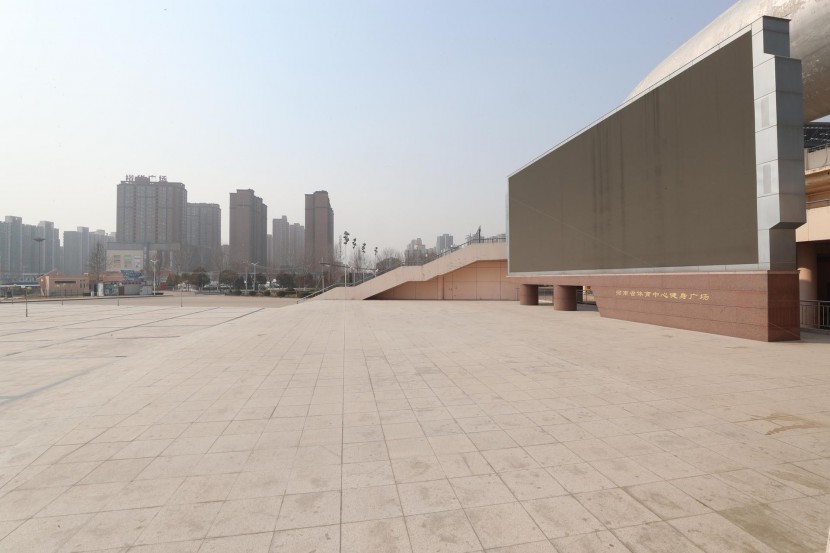 3.31郑州房车展场地河南省体育中心 WLH_2991