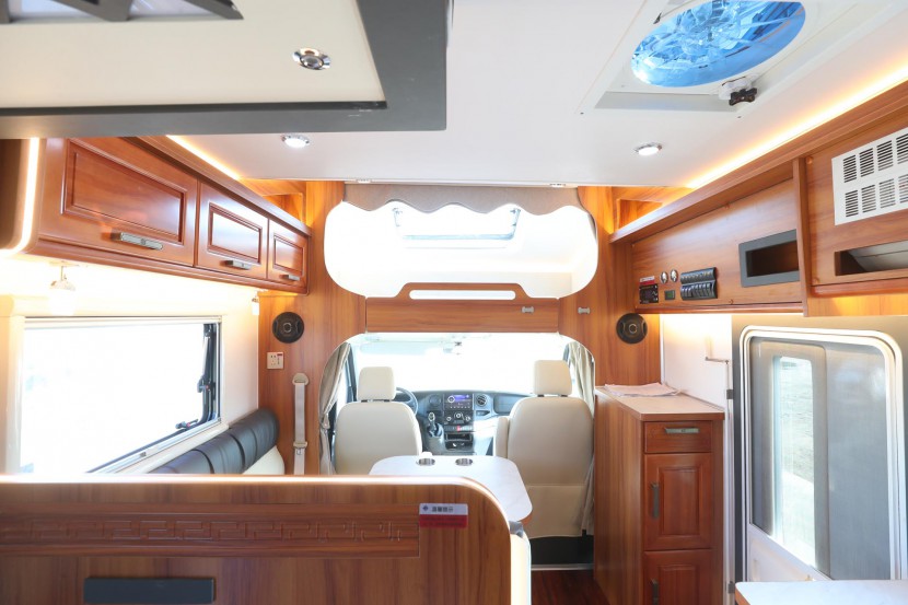 6.5洛阳房车展骏驰房车携“中国风”C型、T型房车亮相参展e5f3e34b58ba44abb4b481e9ac8b6228