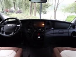 WLH_6827