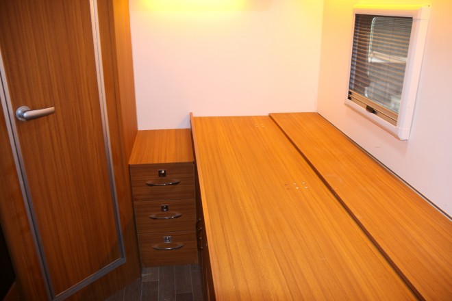 9月2日郑州房车展:吉野房车大通V90C型,陪你奔赴一场山海!dc2f129005732d959e2677e1b77471b0