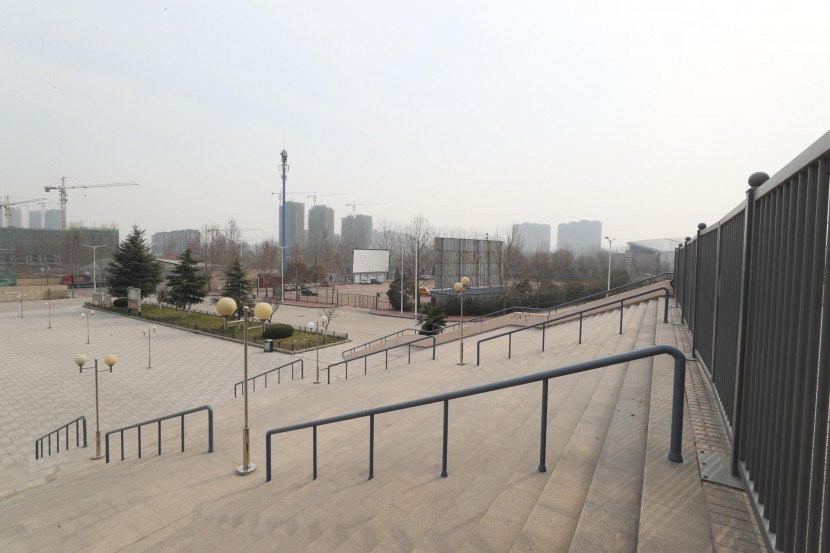 3.31郑州房车展场地河南省体育中心 WLH_2881