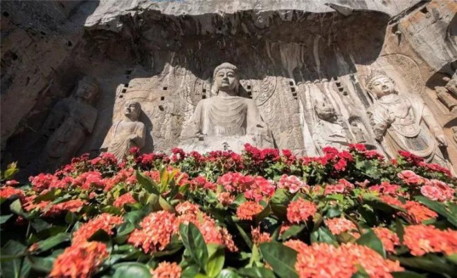 融入中原沉浸中原逢中秋之际，瑞弗房车在9.12洛阳房车展等您c977a6badc4e4a45802c67b83d54d764