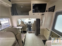 上汽大通 2018款上汽大通RV80柴油自动挡C型旅居房车