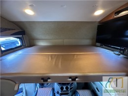 福特 2014款福特E450 6.8 31F 辉鹰限量版房车