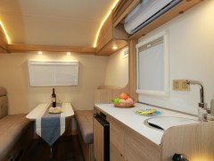 985A1056