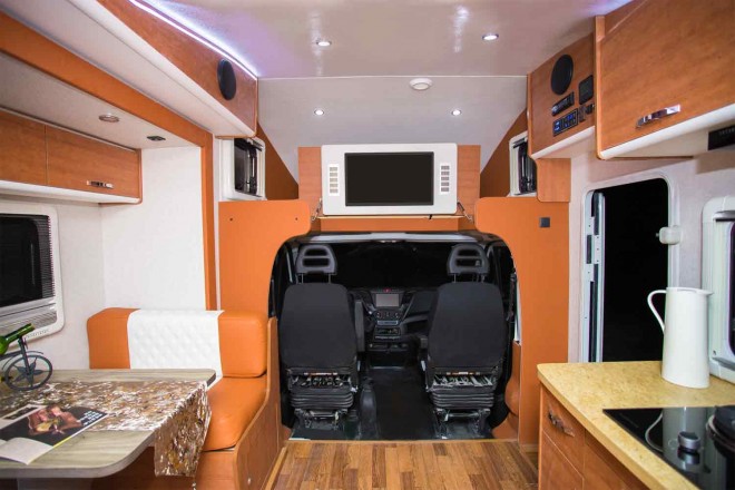 中道房车 进口IVECO 中裕 G6 房车 82万元 IMG_0442-1