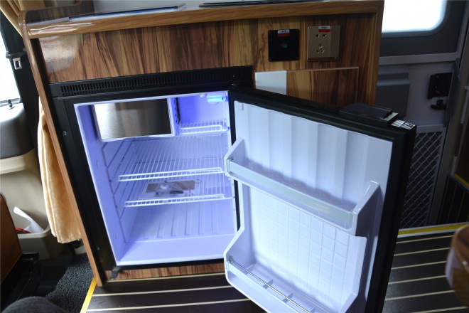 拓锐斯特依维柯C型菁英版 48.8万起 DSC_0196