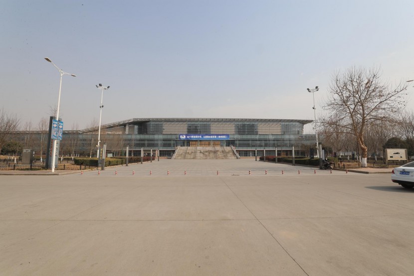3.31郑州房车展场地河南省体育中心 WLH_3143