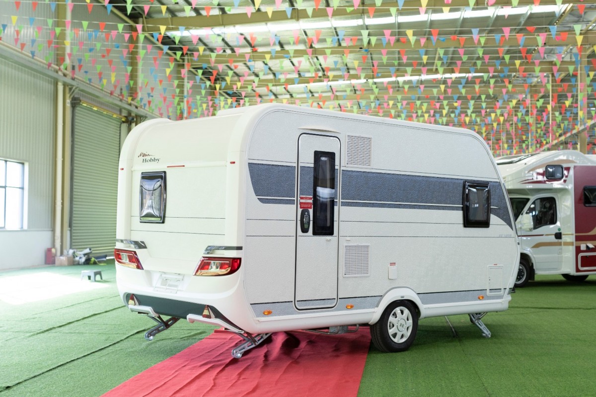 【高清图】 德国hobby拖挂房车豪华版白色 图85