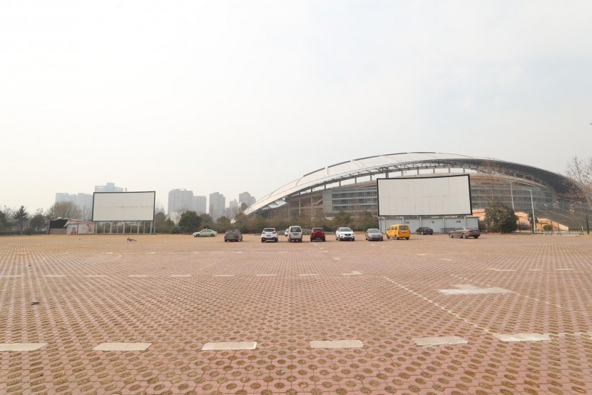 3.31郑州房车展场地河南省体育中心 WLH_2796