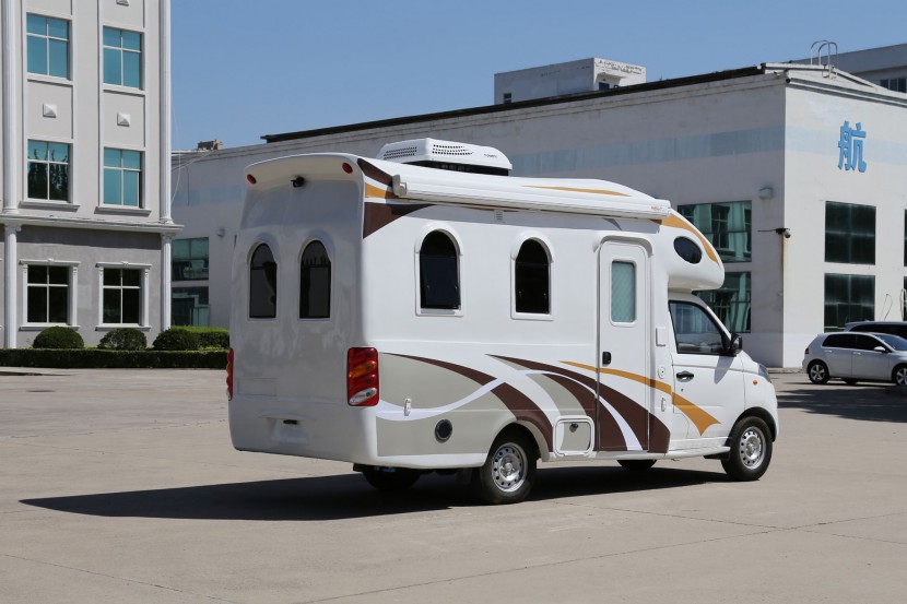 新飞房车新伽途旅居版 13.98万元 IMG_9532