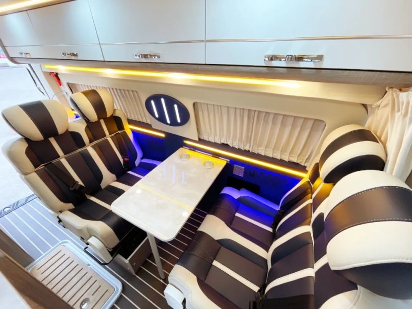 9月2日郑州房车展,新飞新全顺B型房车,新旅程,心飞扬!f91d74dd2db020221af26473bf1cee73