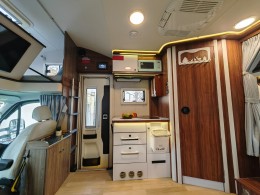 宇通房车 2021款2021款C533旗舰版双拓展