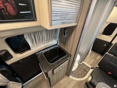 2021年福特黑骑士B型房车 B型