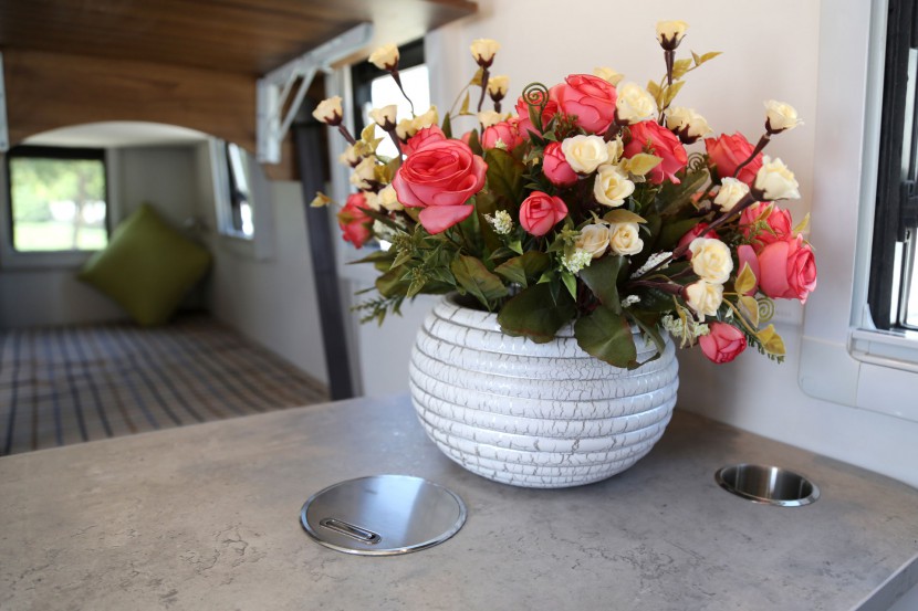 新飞拖挂房车 9.98万元 IMG_9600