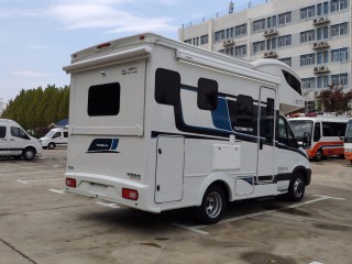 宇通 C533旗舰版双拓展