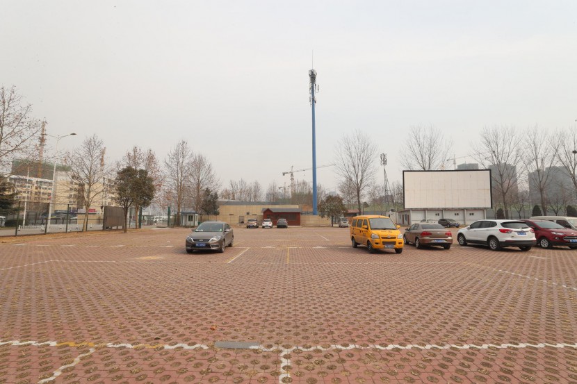 3.31郑州房车展场地河南省体育中心 WLH_2832