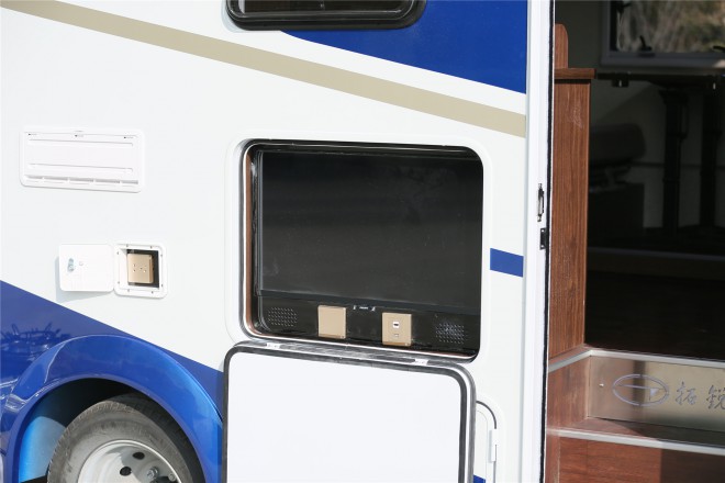 拓锐斯特依维柯C型畅游版TIC-620 55.8万起 2E1A4911