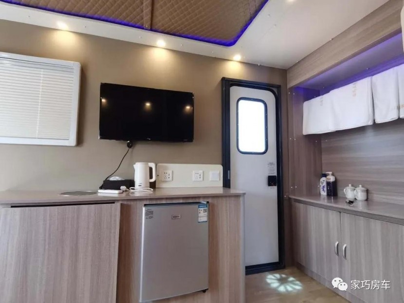 6.5洛阳房车展家巧房车携最新款营地房车亮相旅居产业百家争鸣254d643098d04230883e3a85c2ee07e2