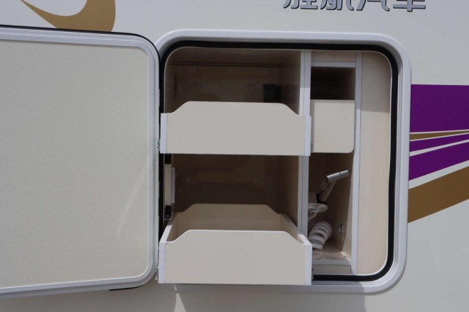 9月2日郑州房车展，旌航星舰系列依维柯C型房车，生活就要多姿多彩！f1cf1a4afc45e3a573183731a62a95f6