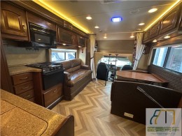 福特 14款福特辉鹰限量版房车