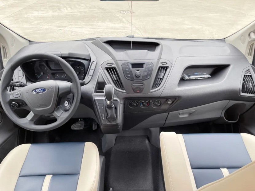 9月2日郑州房车展,新飞新全顺B型房车,新旅程,心飞扬!c7dc141330d6957cf0c8ca3ad60cc4c1