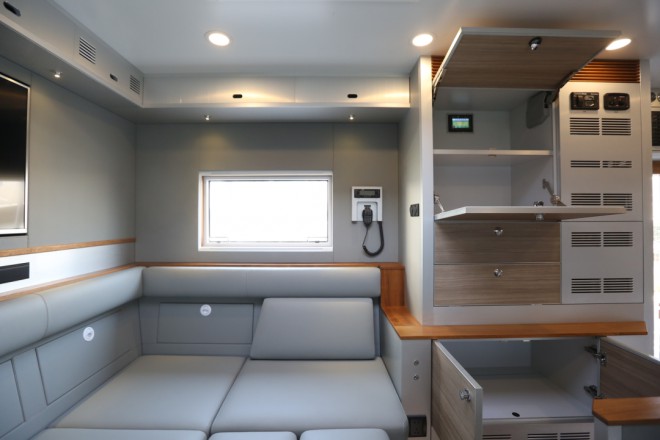 德野诺玛迪森“领航者M”：驭山逐海，擎天撼地