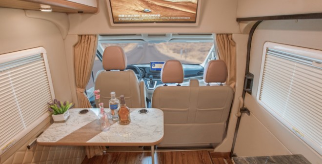 金冠宾歌B900B型房车——驾车行四海，足迹遍五湖！58a0fe94e0d32968fd849eeb9af4596c