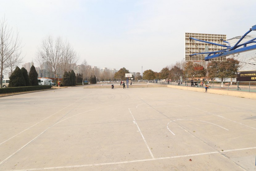 3.31郑州房车展场地河南省体育中心 WLH_3533