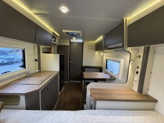 陆潜者房车 2020款高配版