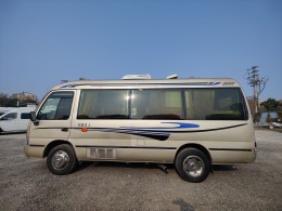 金旅 考斯特