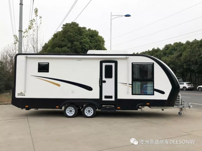 帝盛房车星盛系列-9米星空款营地房车4d96de3435b944cdbb682c12c42c3a82