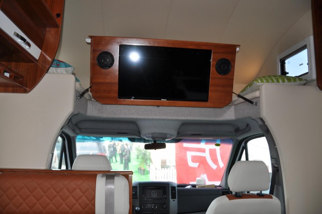 直降50万！独家团购108万即可抢购158万春田奔驰斯宾特524顶配房车 DSC_0292